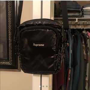 Supreme shoulder bag